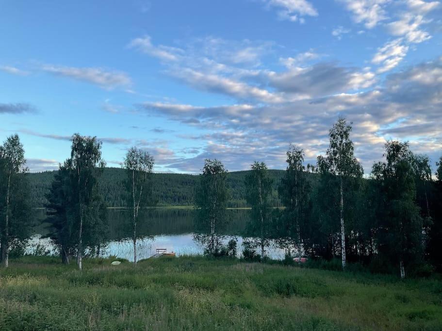 Lakeside Wilderness Cabin Jokkmokk Exterior photo
